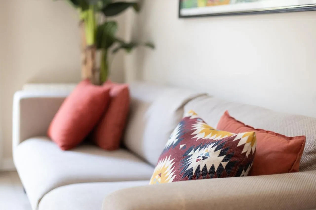 Aparteasy - Family 4-Bedroom Apartment 巴塞罗那 西班牙